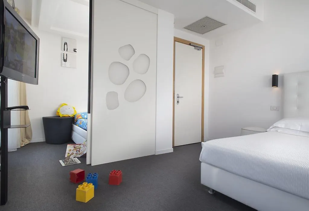 Hotel Fedora Riccione 3*,  Italy